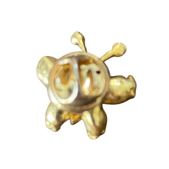 Vintage Elegant Gold and Black Butterfly lapel pin. - Picture 2 of 2